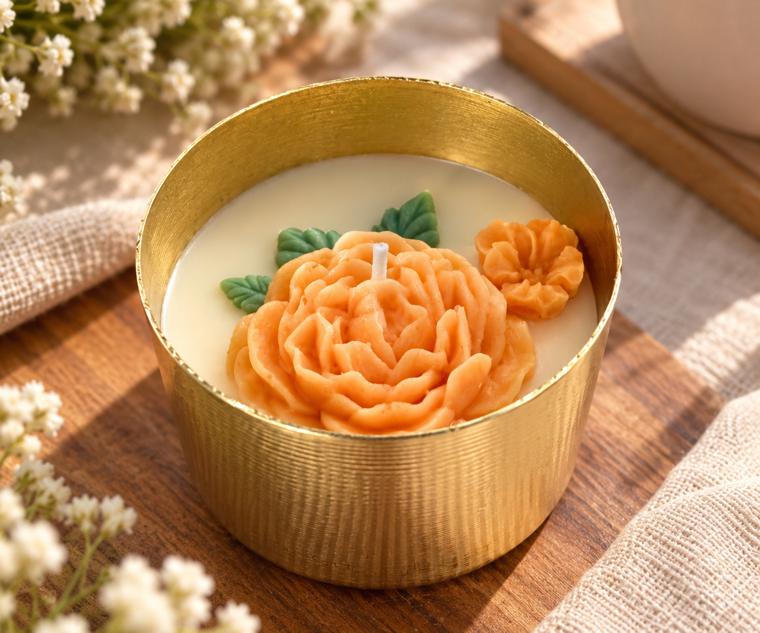Genda bloom candle